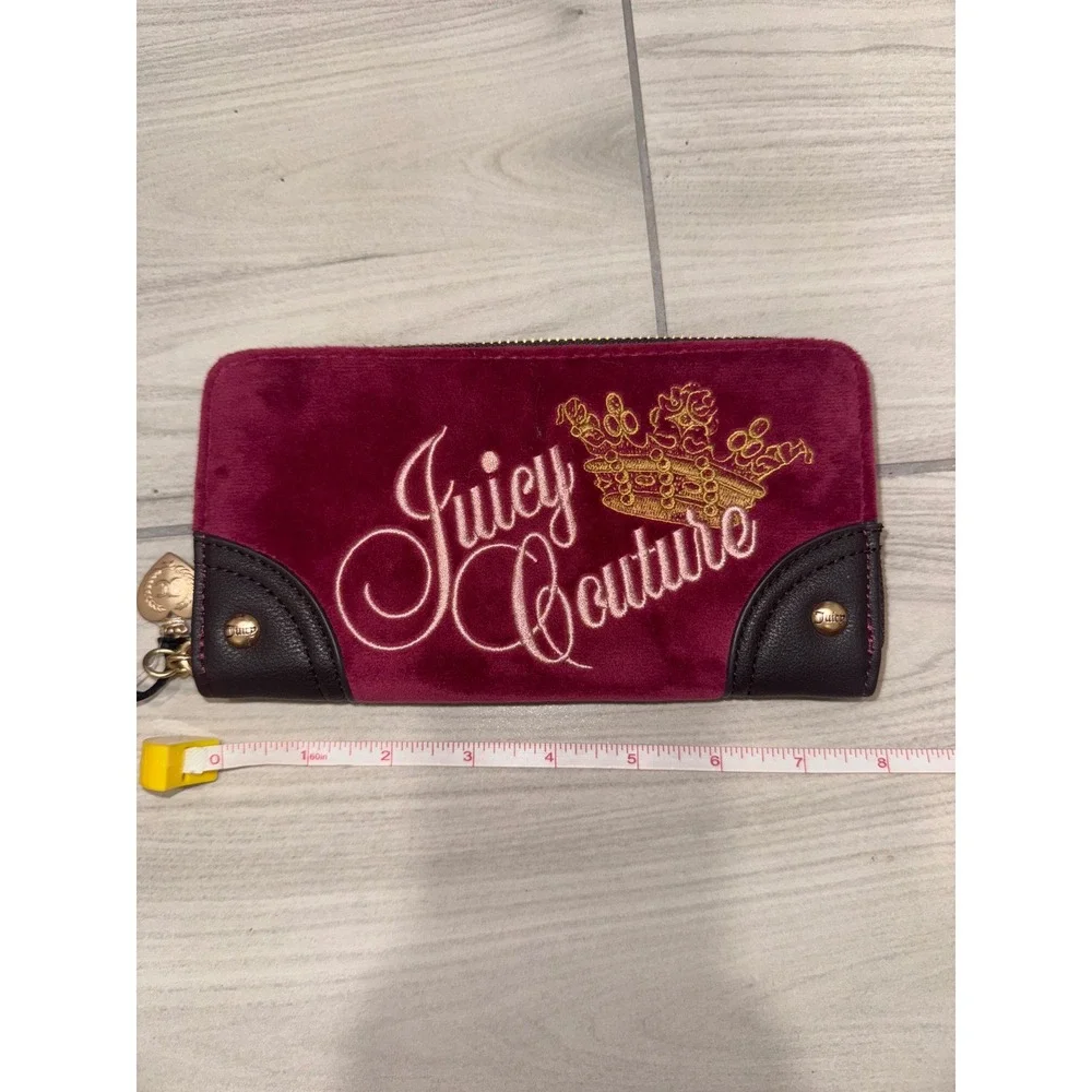 NWT Juicy Couture Plum Berry Velour Zip Around Wallet Gold Crown Logo